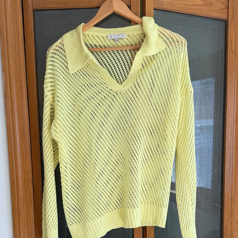 Hyfve crochet cover up top sweater Yellow Open-Knit V-Neck Collar LG